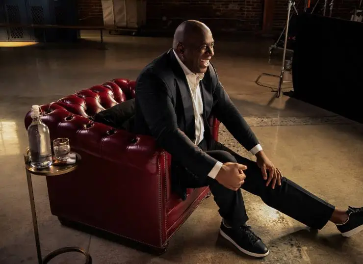 Меня зовут Мэджик Джонсон (2022) 1 сезон 1-1,2,3,4 серия смотреть онлайн Меня зовут Мэджик Джонсон (2022) сериал 1-1,2,3,4 серию 1 сезона смотреть онлайн