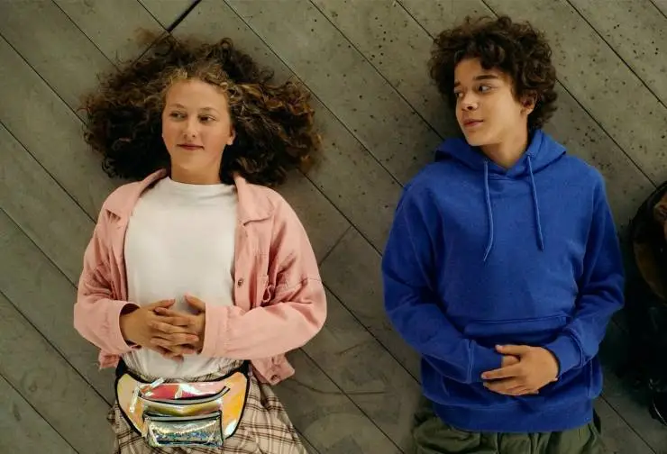 Недетское кино (2023) 1 сезон 1-10,11,12 серия смотреть онлайн Недетское кино (2023) сериал 1-10,11,12 серию 1 сезона смотреть онлайн