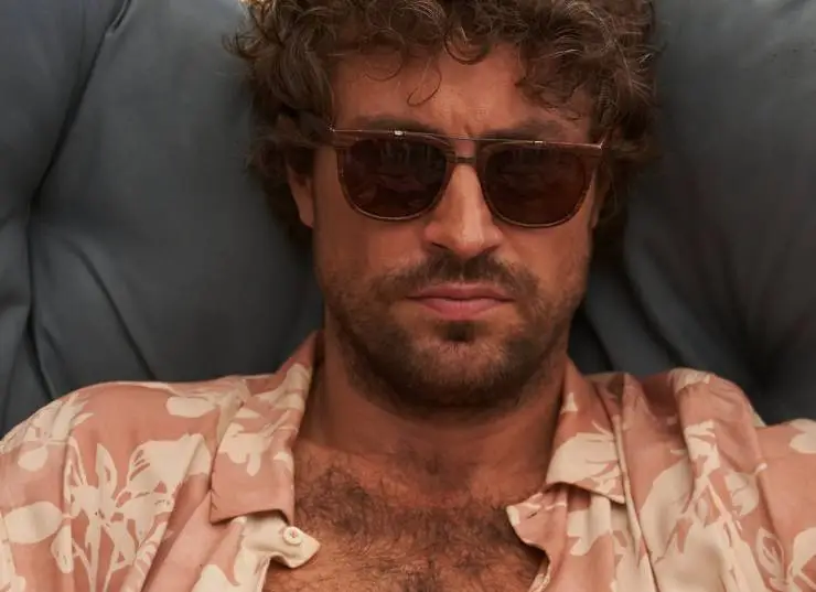 На страже пляжа (2022) смотреть онлайн На страже пляжа (2022) сериал смотреть онлайн