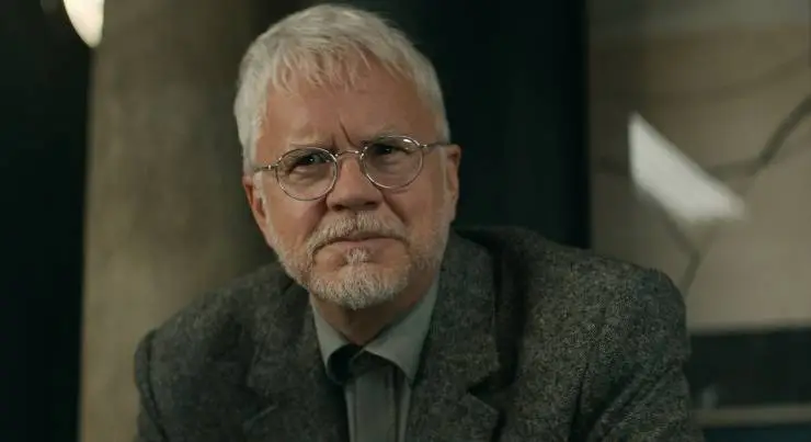 Укрытие (2023) 1-2 сезон 1-8,9,10 серия смотреть онлайн бесплатно Укрытие (2023) сериал 1-8,9,10 серию 1-2 сезона смотреть онлайн бесплатно