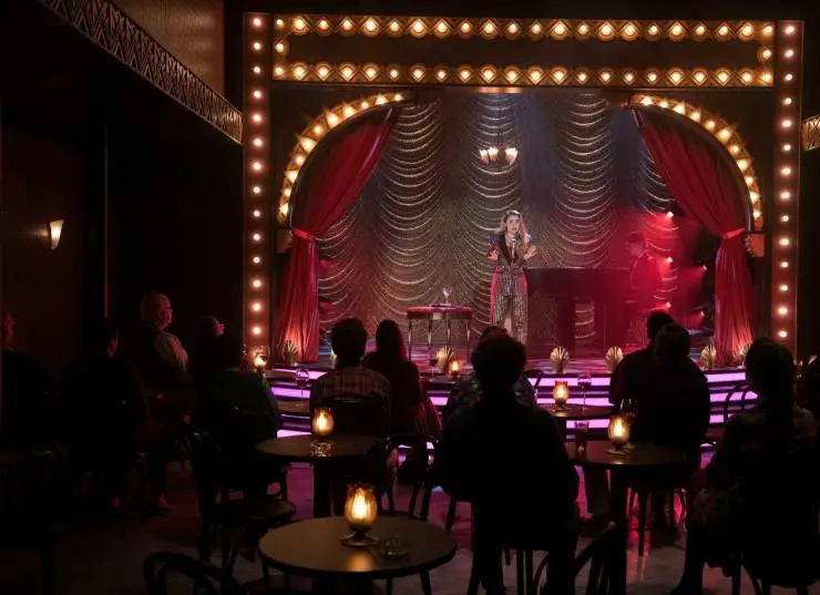 Тут наверху (2023) 1 сезон 1-6,7,8 серия смотреть онлайн Тут наверху (2023) сериал 1-6,7,8 серию 1 сезона смотреть онлайн