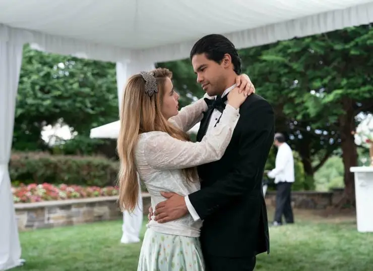 Тут наверху (2023) 1 сезон 1-6,7,8 серия в хорошем качестве смотреть онлайн Тут наверху (2023) сериал 1-6,7,8 серию 1 сезона в хорошем качестве смотреть онлайн