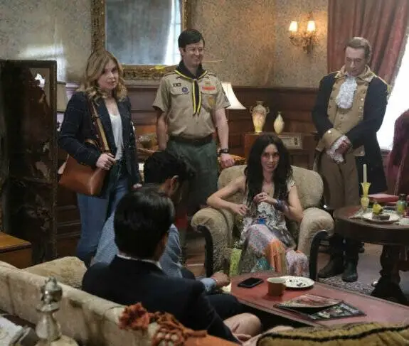 Призраки (2021) смотреть онлайн Призраки (2021) сериал смотреть онлайн