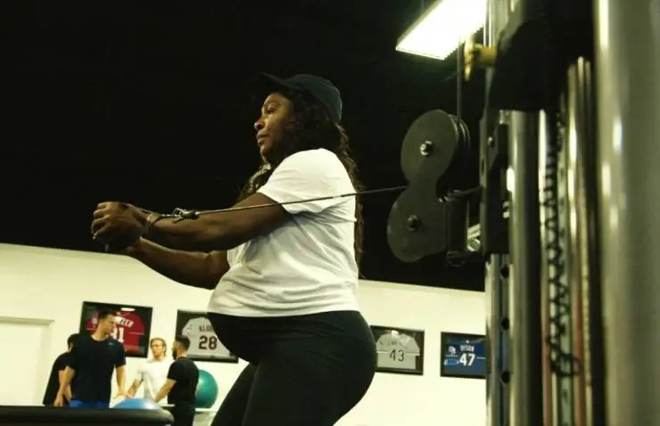 Быть Сереной (2018) смотреть онлайн бесплатно Быть Сереной (2018) сериал смотреть онлайн бесплатно