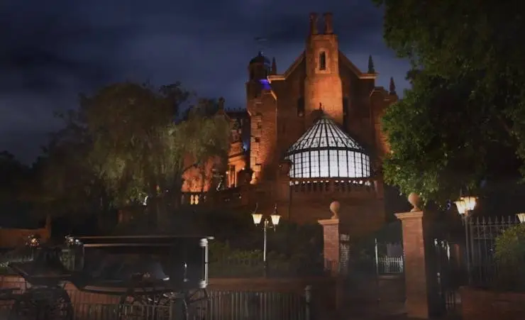 Особняк с привидениями (2023) в хорошем качестве смотреть онлайн Особняк с привидениями (2023) фильм в хорошем качестве смотреть онлайн