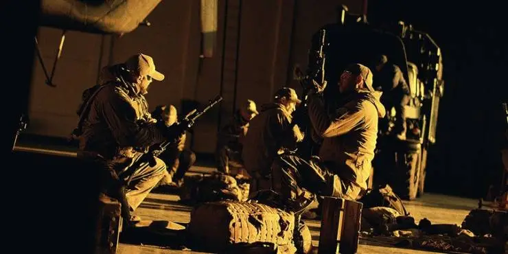 Побег из Таркова. Рейд (2021) смотреть онлайн Побег из Таркова. Рейд (2021) фильм смотреть онлайн