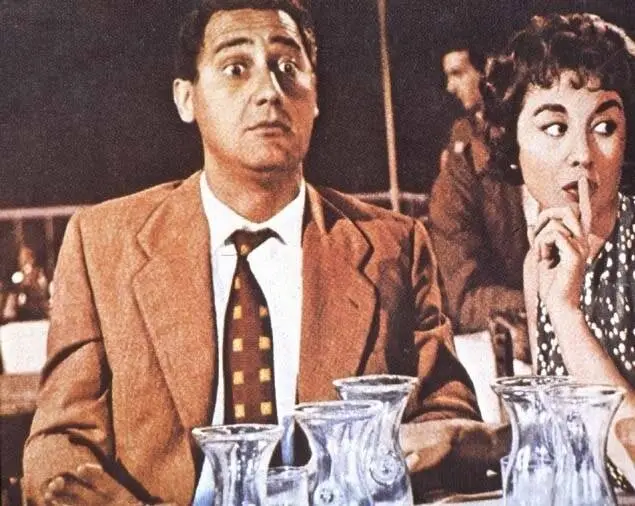 Муж (1957) смотреть онлайн Муж (1957) фильм смотреть онлайн