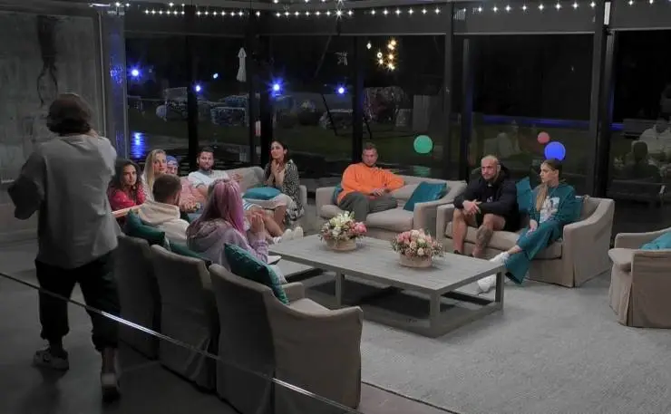 Влюбись, если сможешь (2022) смотреть онлайн бесплатно Влюбись, если сможешь (2022) сериал смотреть онлайн бесплатно