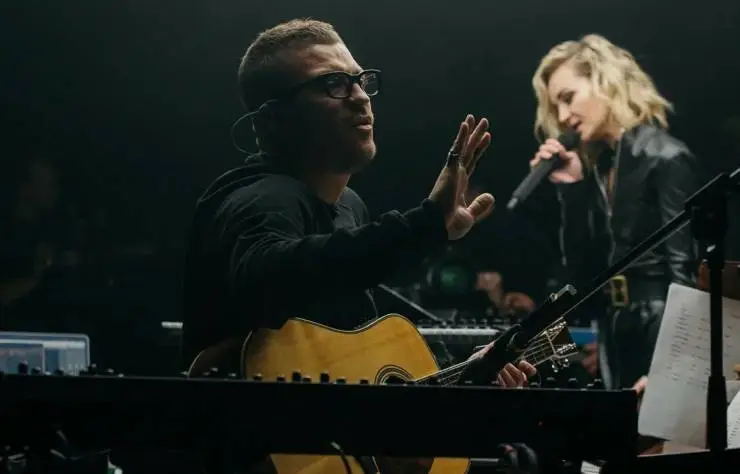 LAB с Антоном Беляевым (2020) в хорошем качестве смотреть онлайн LAB с Антоном Беляевым (2020) сериал в хорошем качестве смотреть онлайн