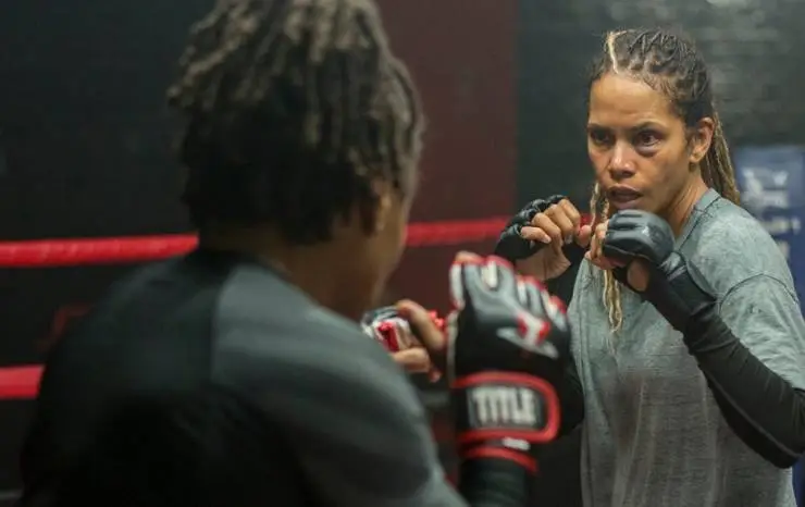 Удары (2020) смотреть онлайн Удары (2020) фильм смотреть онлайн