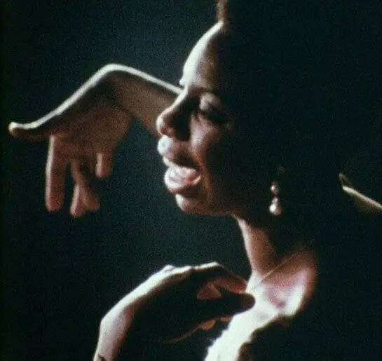 Что случилось, мисс Симон? (2015) смотреть онлайн Что случилось, мисс Симон? (2015) фильм смотреть онлайн