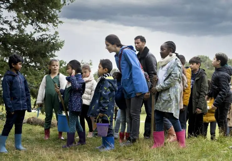 Спасите нашу школу (2022) в хорошем качестве смотреть онлайн Спасите нашу школу (2022) фильм в хорошем качестве смотреть онлайн