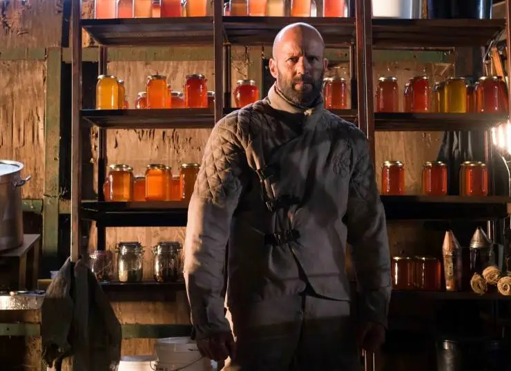 Пчеловод (2024) в хорошем качестве смотреть онлайн Пчеловод (2024) фильм в хорошем качестве смотреть онлайн