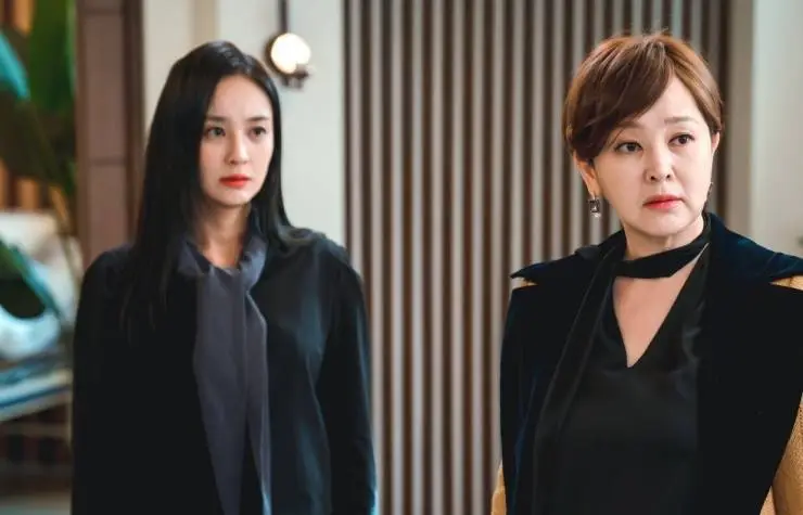 Тайный дом (2022) смотреть онлайн Тайный дом (2022) сериал смотреть онлайн