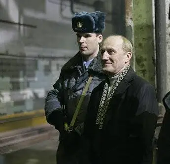 Алмазы на десерт (2006) 1 сезон 1-1,2,3 серия смотреть онлайн бесплатно Алмазы на десерт (2006) сериал 1-1,2,3 серию 1 сезона смотреть онлайн бесплатно