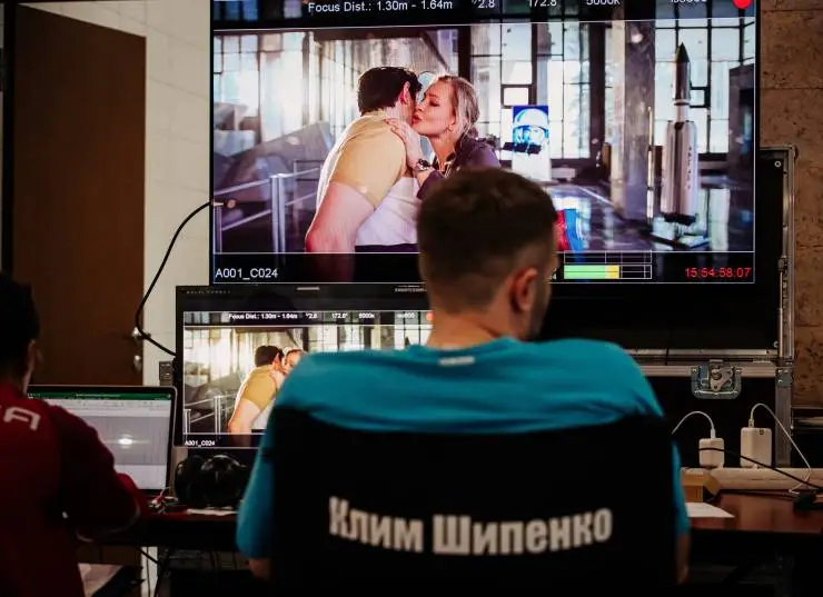 Вызов. О фильме, покорившем космос (2023) смотреть онлайн бесплатно Вызов. О фильме, покорившем космос (2023) сериал смотреть онлайн бесплатно