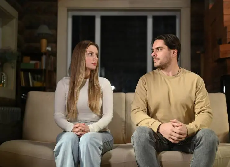 Рыбка золотая (2024) 1 сезон 1-1,2,3,4 серия смотреть онлайн Рыбка золотая (2024) сериал 1-1,2,3,4 серию 1 сезона смотреть онлайн