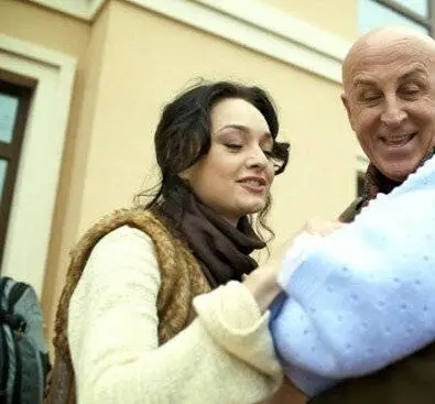 Только любовь (2010) 1 сезон 1-98,99,100 серия в хорошем качестве смотреть онлайн Только любовь (2010) сериал 1-98,99,100 серию 1 сезона в хорошем качестве смотреть онлайн