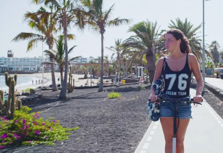 Под облаками (2021) смотреть онлайн бесплатно Под облаками (2021) фильм смотреть онлайн бесплатно