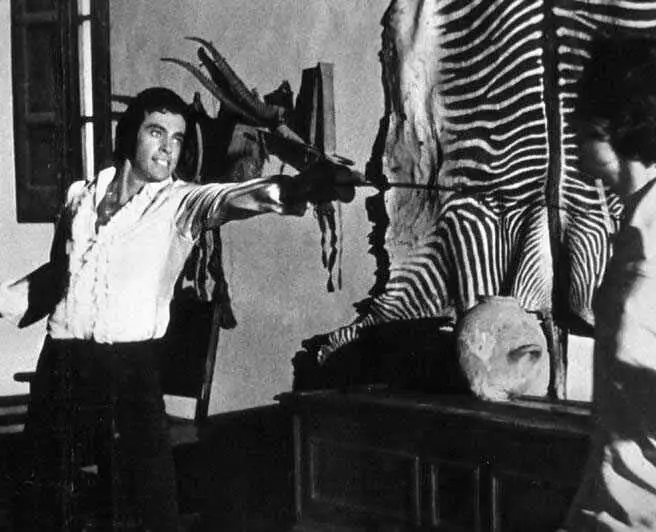 Белет – демон инцеста (1972) в хорошем качестве смотреть онлайн Белет – демон инцеста (1972) фильм в хорошем качестве смотреть онлайн