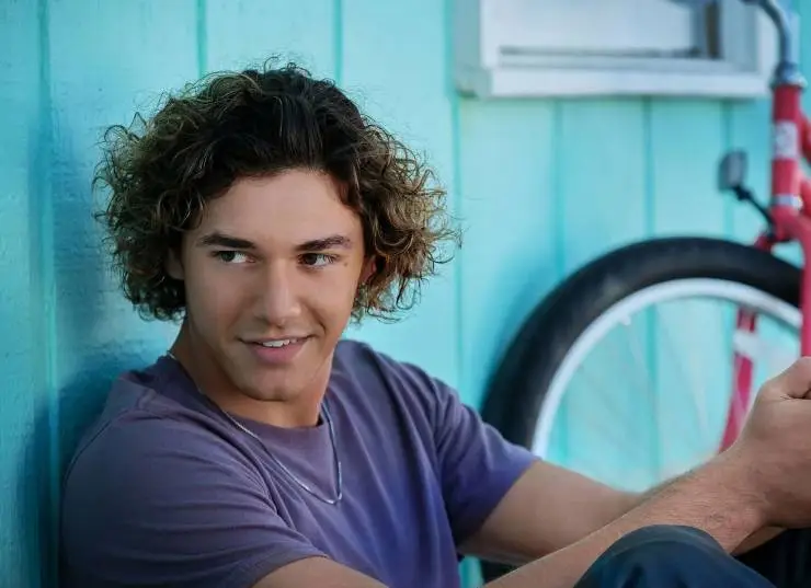 Прогулки вдвоём (2022) в хорошем качестве смотреть онлайн Прогулки вдвоём (2022) фильм в хорошем качестве смотреть онлайн