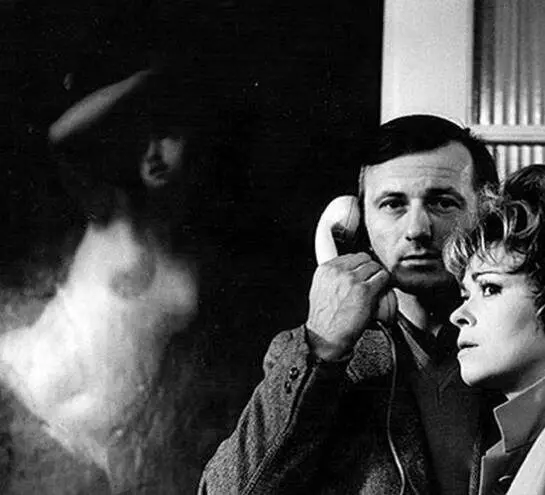 Ухо (1970) в хорошем качестве смотреть онлайн Ухо (1970) фильм в хорошем качестве смотреть онлайн