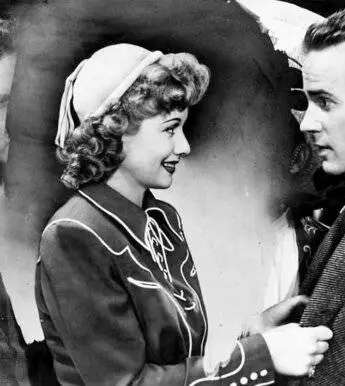 Слишком много девушек (1940) смотреть онлайн Слишком много девушек (1940) фильм смотреть онлайн