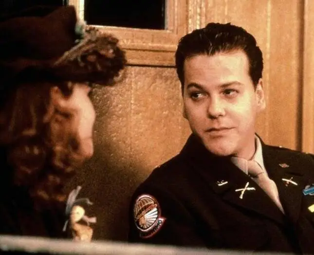 Чикаго Джо и стриптизерша (1990) в хорошем качестве смотреть онлайн Чикаго Джо и стриптизерша (1990) фильм в хорошем качестве смотреть онлайн