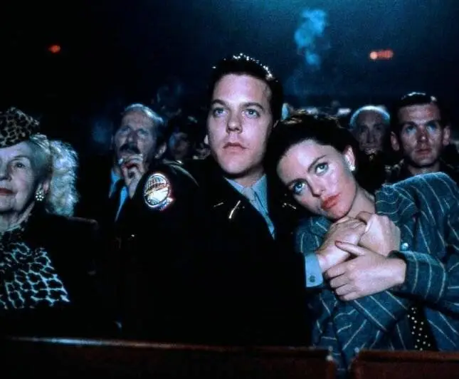 Чикаго Джо и стриптизерша (1990) смотреть онлайн Чикаго Джо и стриптизерша (1990) фильм смотреть онлайн