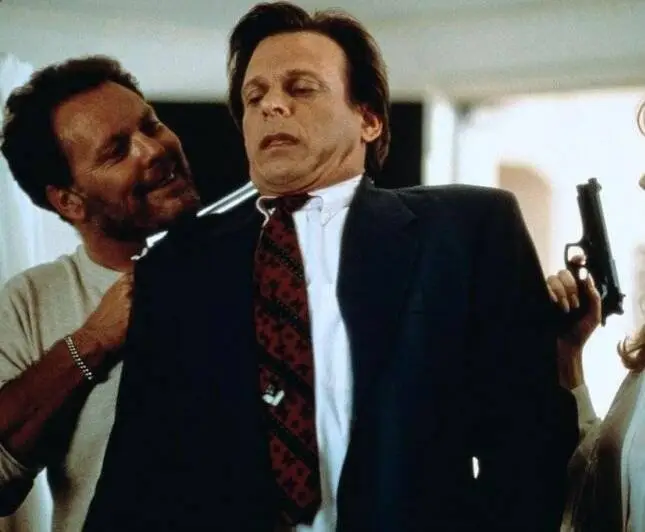 Жертва страсти (1995) в хорошем качестве смотреть онлайн Жертва страсти (1995) фильм в хорошем качестве смотреть онлайн