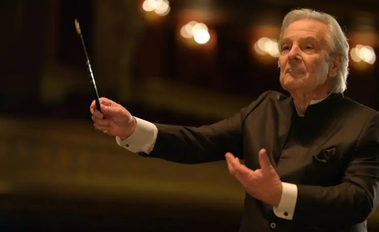 Маэстро (2022) в хорошем качестве смотреть онлайн Маэстро (2022) фильм в хорошем качестве смотреть онлайн