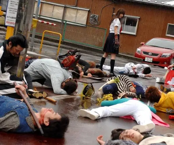 Отряд девушек-мутантов (2010) смотреть онлайн Отряд девушек-мутантов (2010) фильм смотреть онлайн