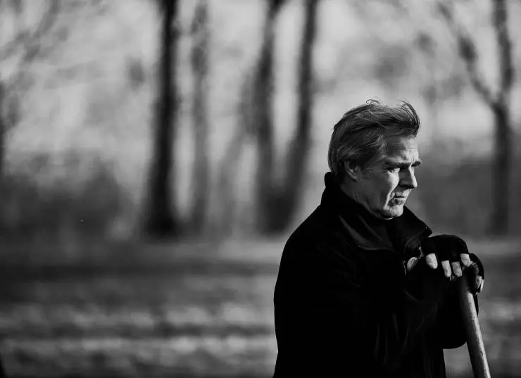 Незнакомец (2021) в хорошем качестве смотреть онлайн Незнакомец (2021) фильм в хорошем качестве смотреть онлайн