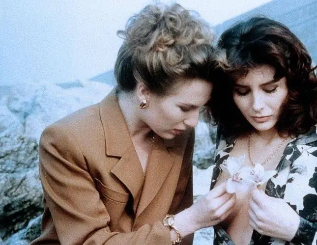 Леди Эммануэль (1989) смотреть онлайн Леди Эммануэль (1989) фильм смотреть онлайн