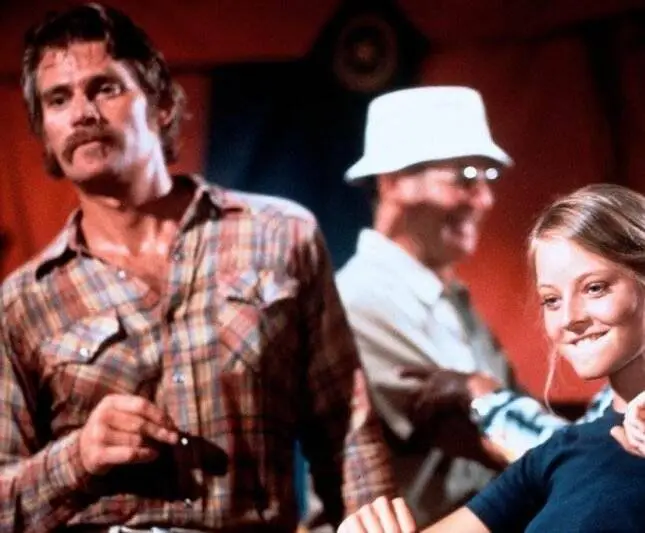 Кэрни (1980) в хорошем качестве смотреть онлайн Кэрни (1980) фильм в хорошем качестве смотреть онлайн