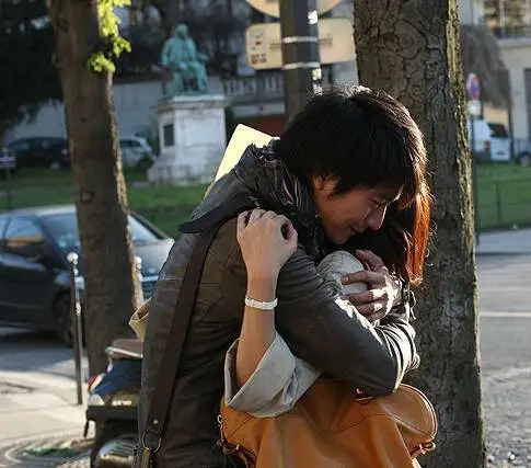 Я должен купить новые туфли (2012) смотреть онлайн Я должен купить новые туфли (2012) фильм смотреть онлайн