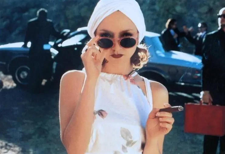 Подушка с дурманом (1997) смотреть онлайн Подушка с дурманом (1997) фильм смотреть онлайн