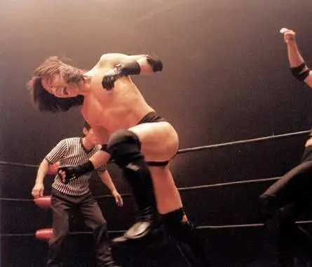 Грязный король (2000) в хорошем качестве смотреть онлайн Грязный король (2000) фильм в хорошем качестве смотреть онлайн