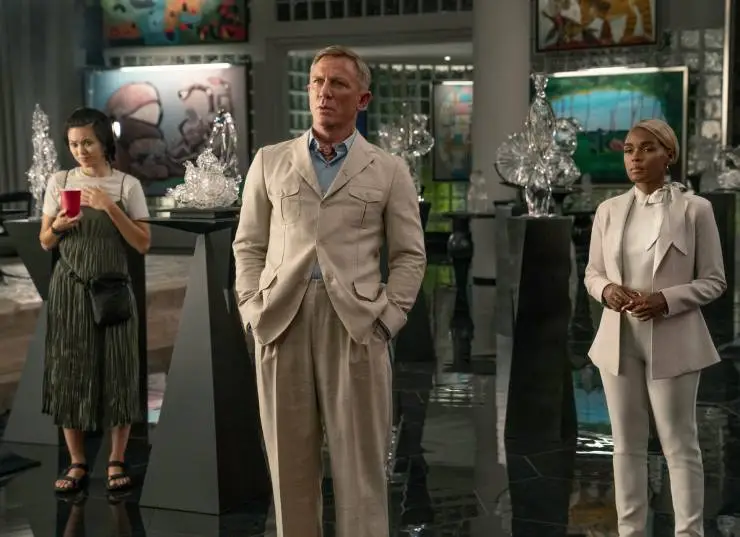 Достать ножи: Стеклянная луковица (2022) смотреть онлайн бесплатно Достать ножи: Стеклянная луковица (2022) фильм смотреть онлайн бесплатно