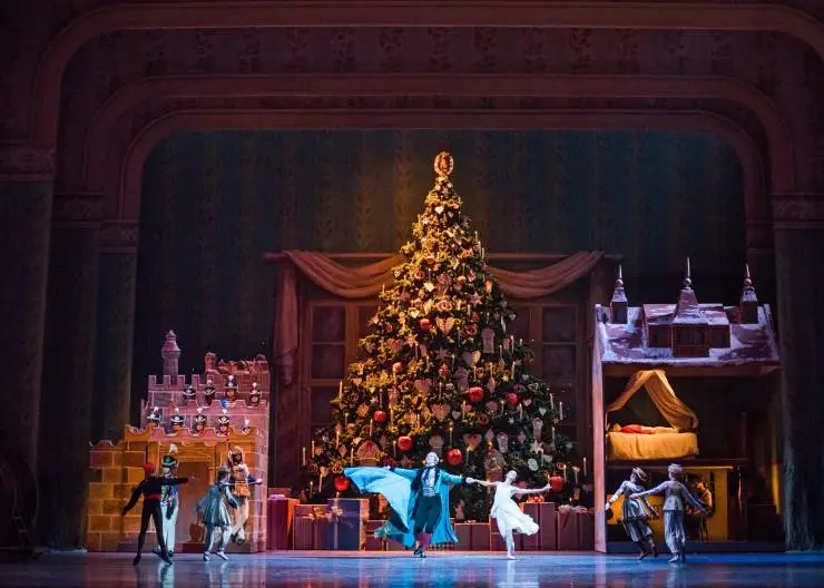 Щелкунчик (2021) смотреть онлайн Щелкунчик (2021) фильм смотреть онлайн