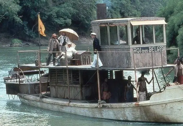 Сердце тьмы (1993) в хорошем качестве смотреть онлайн Сердце тьмы (1993) фильм в хорошем качестве смотреть онлайн