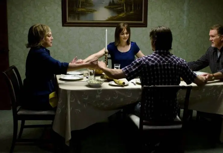 Идеальная семья (2011) смотреть онлайн бесплатно Идеальная семья (2011) фильм смотреть онлайн бесплатно