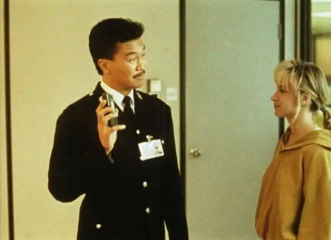 Над законом 2: Ярость блондинки (1989) смотреть онлайн бесплатно Над законом 2: Ярость блондинки (1989) фильм смотреть онлайн бесплатно