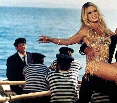 Ромовый бульвар (1971) смотреть онлайн Ромовый бульвар (1971) фильм смотреть онлайн