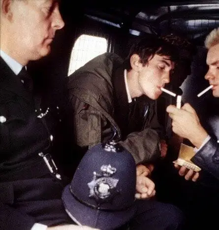 Квадрофения (1979) в хорошем качестве смотреть онлайн Квадрофения (1979) фильм в хорошем качестве смотреть онлайн