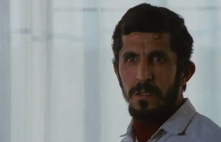 Крупный план (1990) в хорошем качестве смотреть онлайн Крупный план (1990) фильм в хорошем качестве смотреть онлайн