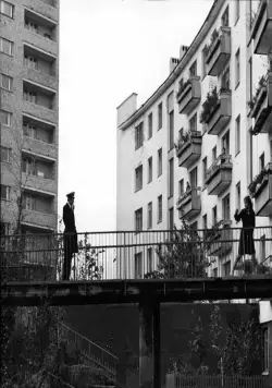 Дверь без замка (1973) в хорошем качестве смотреть онлайн Дверь без замка (1973) фильм в хорошем качестве смотреть онлайн