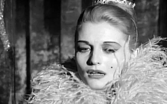 Шоковый коридор (1963) смотреть онлайн Шоковый коридор (1963) фильм смотреть онлайн