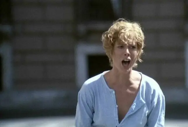 Пятна на солнце (1973) в хорошем качестве смотреть онлайн Пятна на солнце (1973) фильм в хорошем качестве смотреть онлайн