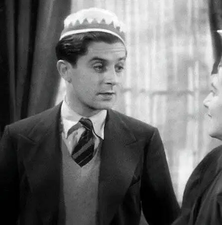 Молодой и невинный (1937) в хорошем качестве смотреть онлайн Молодой и невинный (1937) фильм в хорошем качестве смотреть онлайн